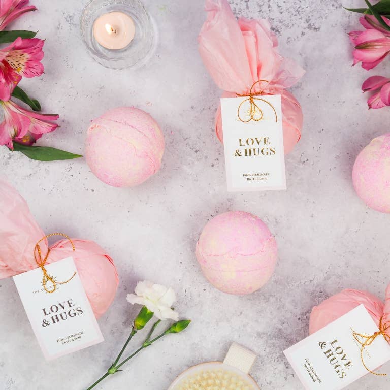 Love & Hugs Heartfelt Bath Bomb Gift⎜Citrus Luxury Bath Bomb