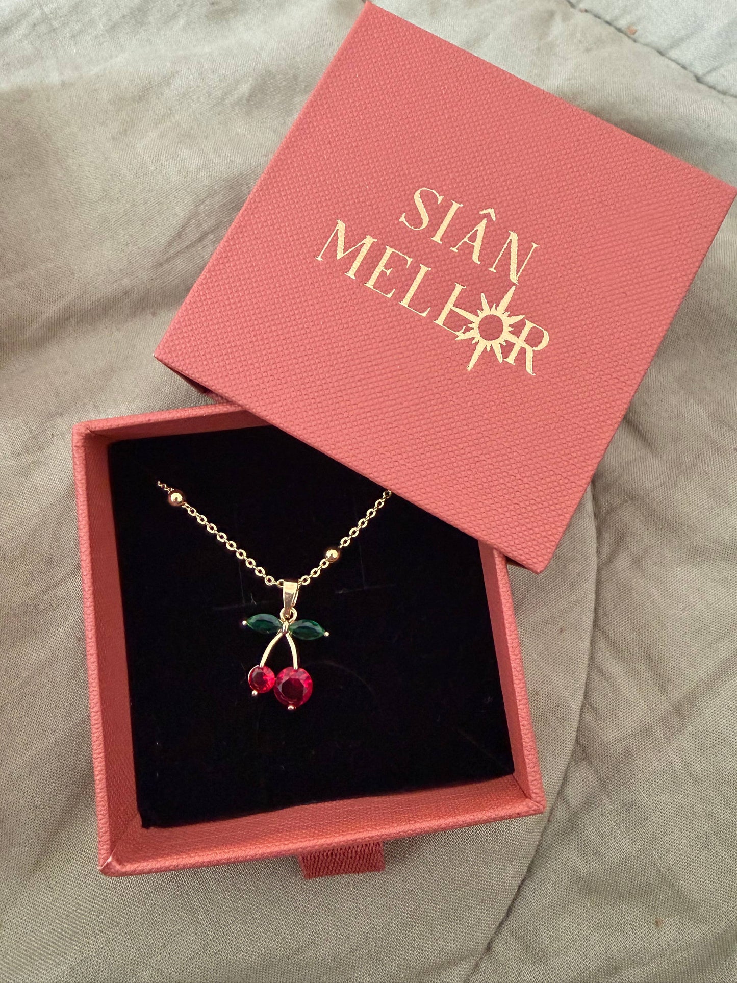 Cherry necklace : Tourmaline