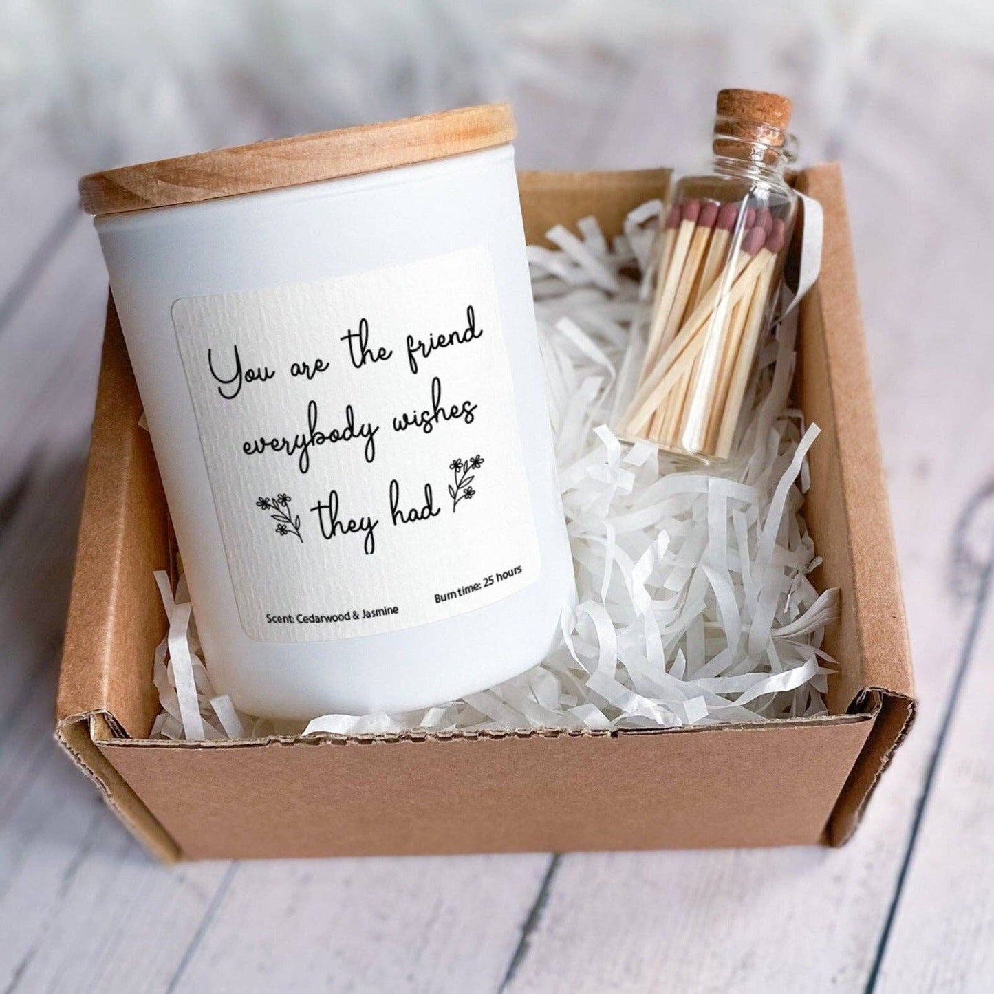 Candle for friend Friendship gift for her Bestie Best friend: White with wooden lid / Fig & Lotus