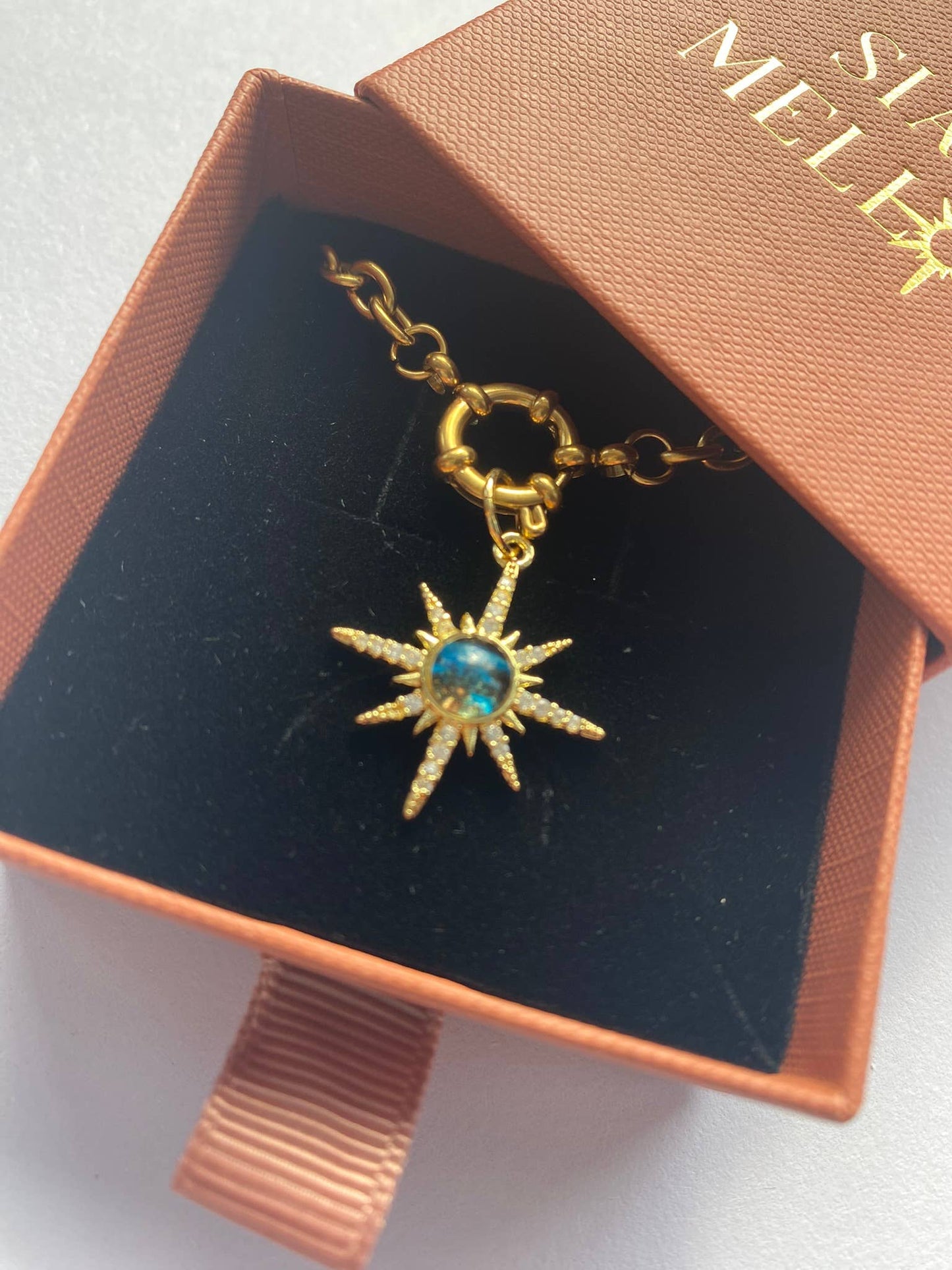 Large star chunky necklace: Chunky O clasp