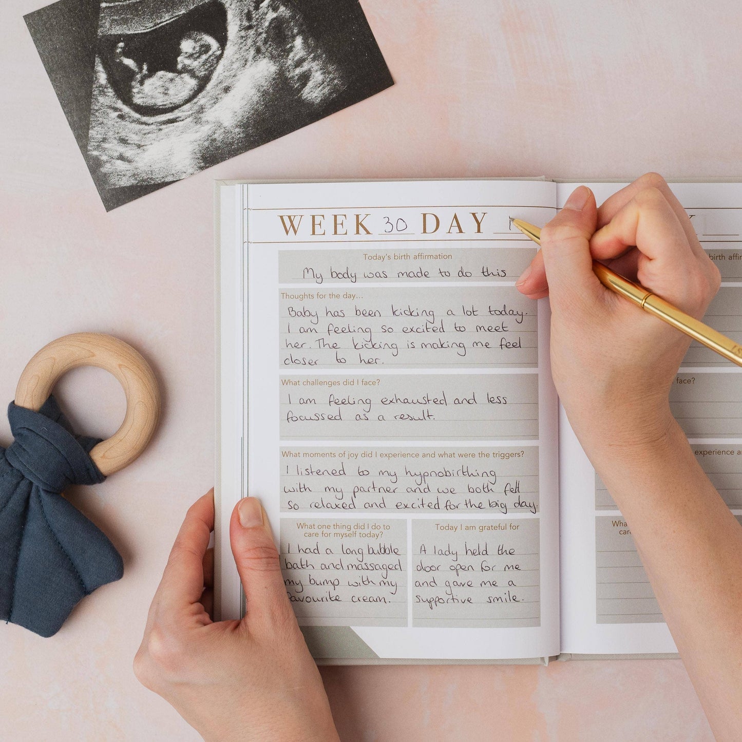 Mama Notes: Pregnancy Journal for Positive Birth - Mum Gifts
