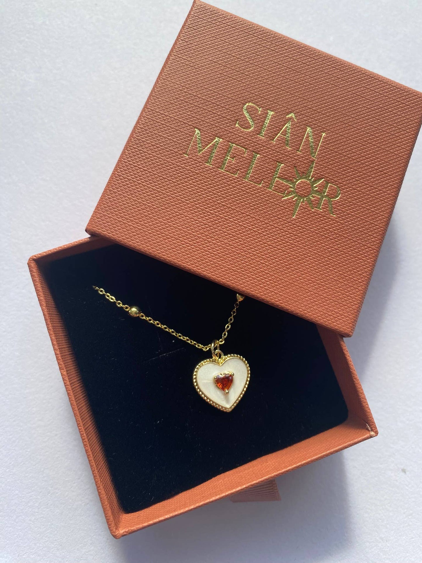 Bakewell heart satellite necklace: Satellite