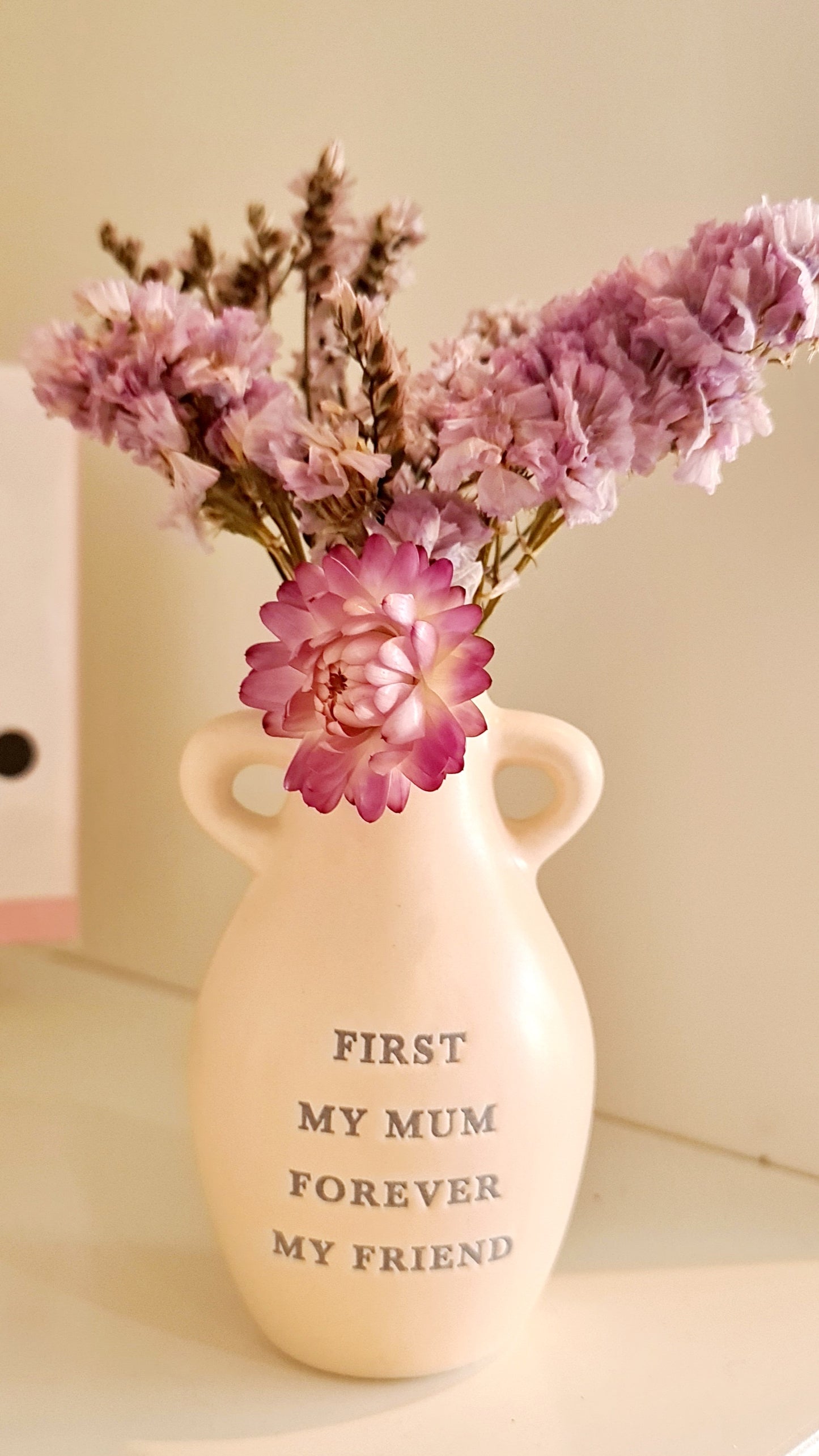 Small Ceramic Mum Bud Vase, H8.3cm Inc Flowers