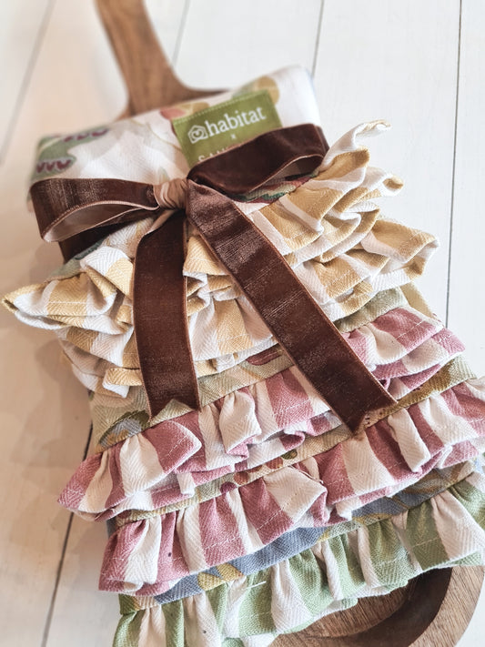 Serving Board and Set of 3 tea towels