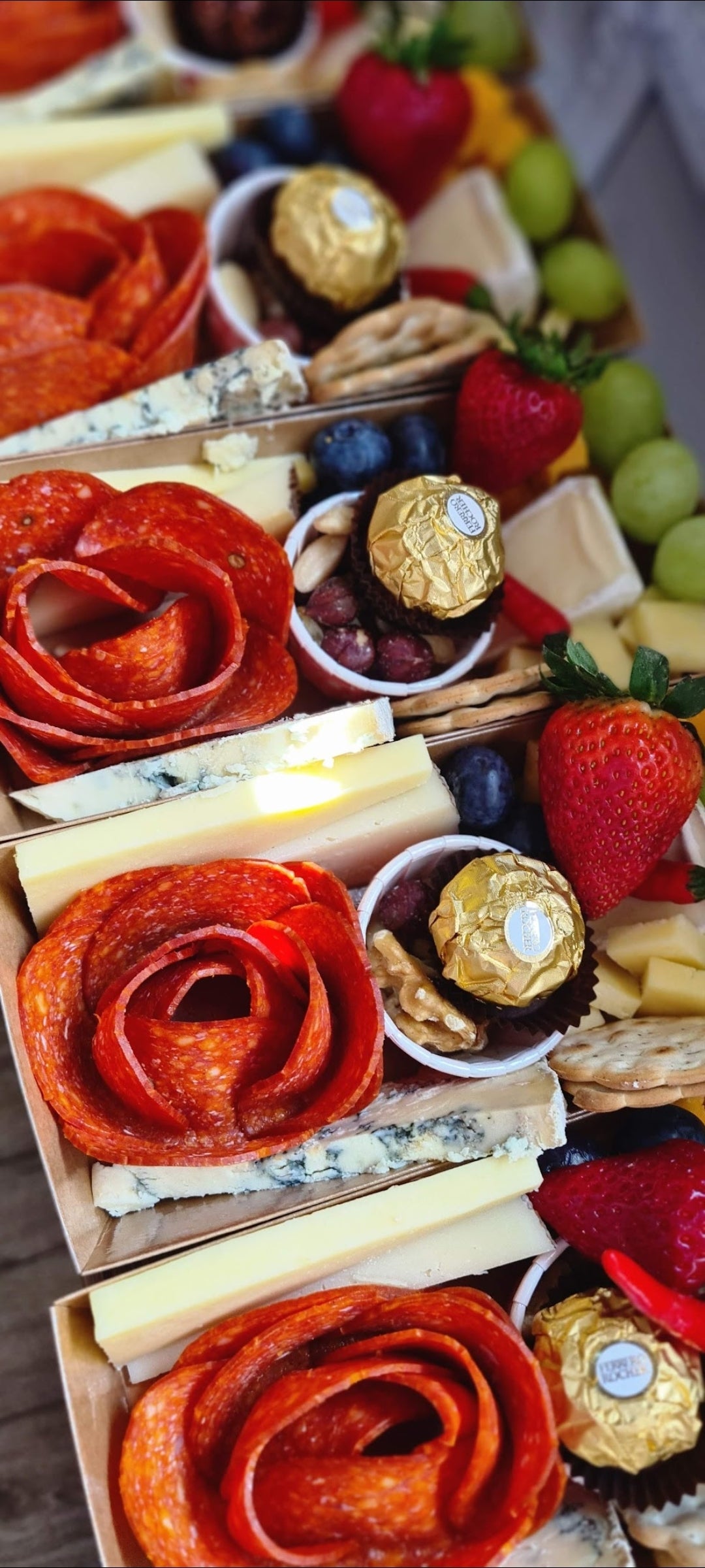 Paint & Sip Mediterranean Inspired Evening 19th June 6pm - 8pm with option to add Graze Box
