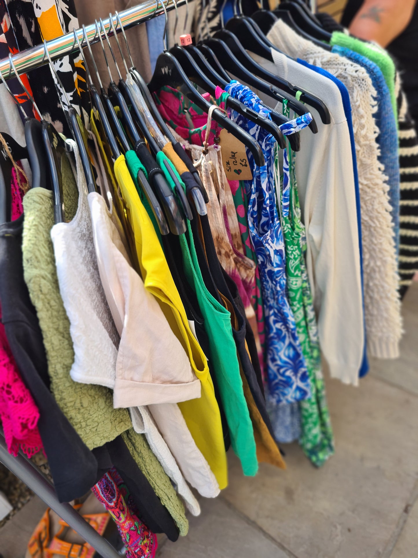 SELLER SPACE - Pop Up Clothes Sale - Polka Dott Garden